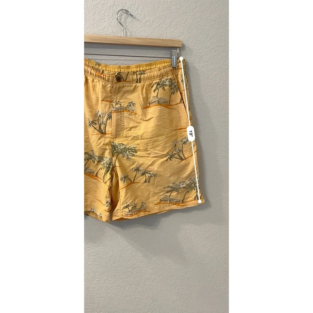 Tommy Bahama Swim Shorts Board Shorts Hawaiian Themed Beige Large